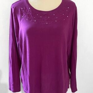 Studio works size XL sweatshirt